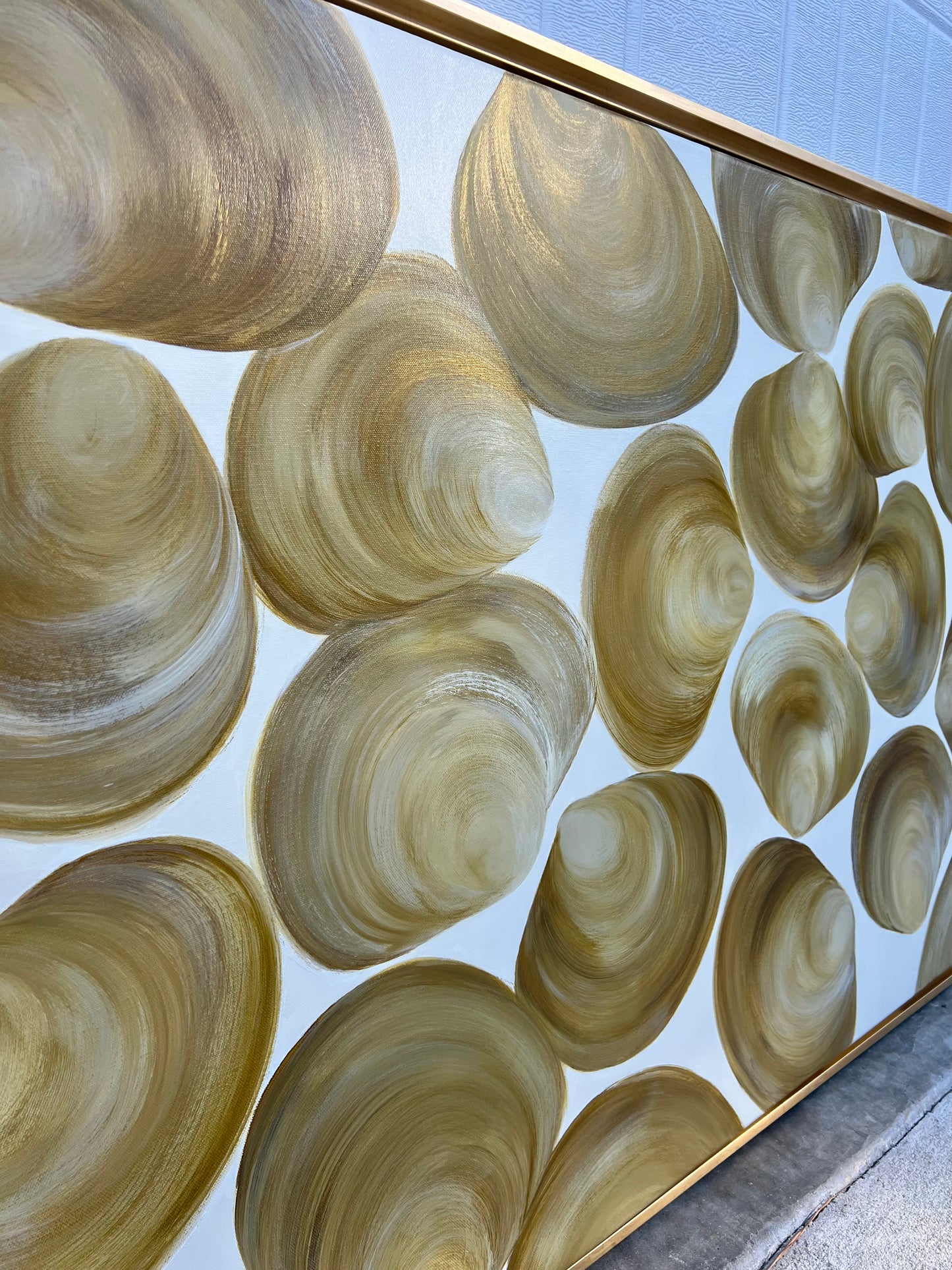 Clam Shells in Gold