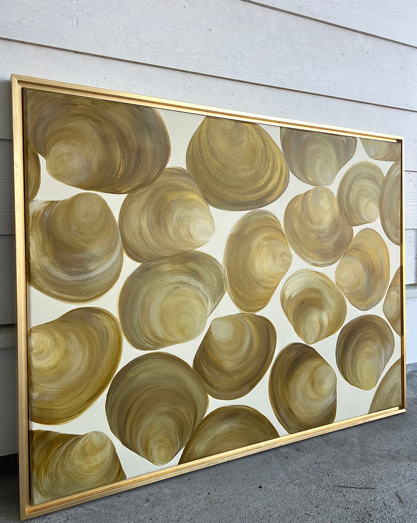 Clam Shells in Gold